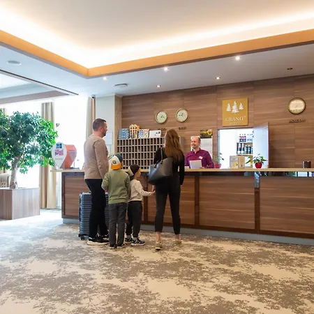 Hotel Granit Tatranske Zruby 3*